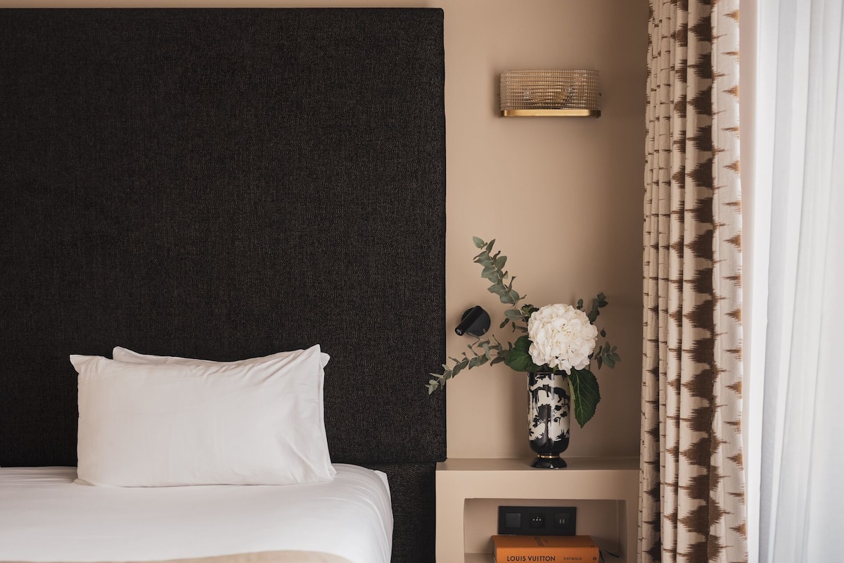 Comfort Apartment | 2 bedrooms, premium bedding, in-room safe, blackout curtains