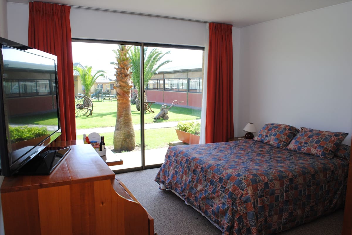 Minibar, in-room safe, cribs (free), rollaway beds (surcharge)