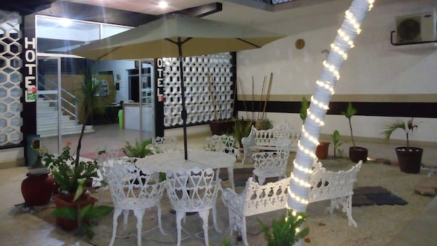 Unclassified image, 1 of 18, button - Hotel El Dorado (Chetumal)