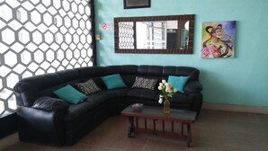 Unclassified image, 3 of 18, button - Hotel El Dorado (Chetumal)