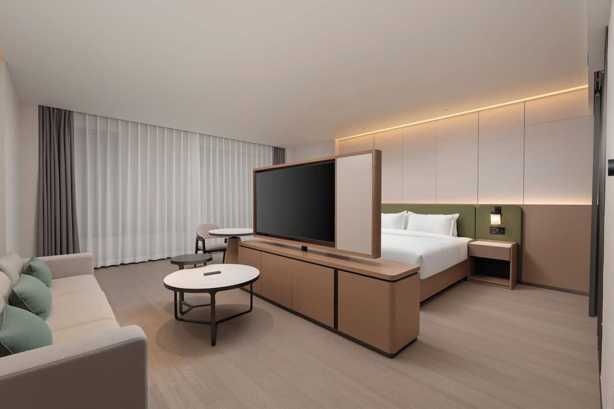 ห้องพัก, เตียงคิงไซส์ 1 เตียง | ผ้านวมขนเป็ด, มินิบาร์, โต๊ะทำงาน, พื้นที่ทำงานแบบใช้แล็ปท็อป