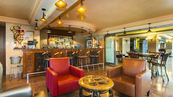 Bar (en la propiedad)