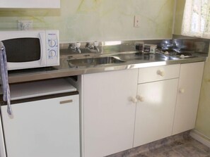 Studio, 1 Bedroom | Private kitchenette