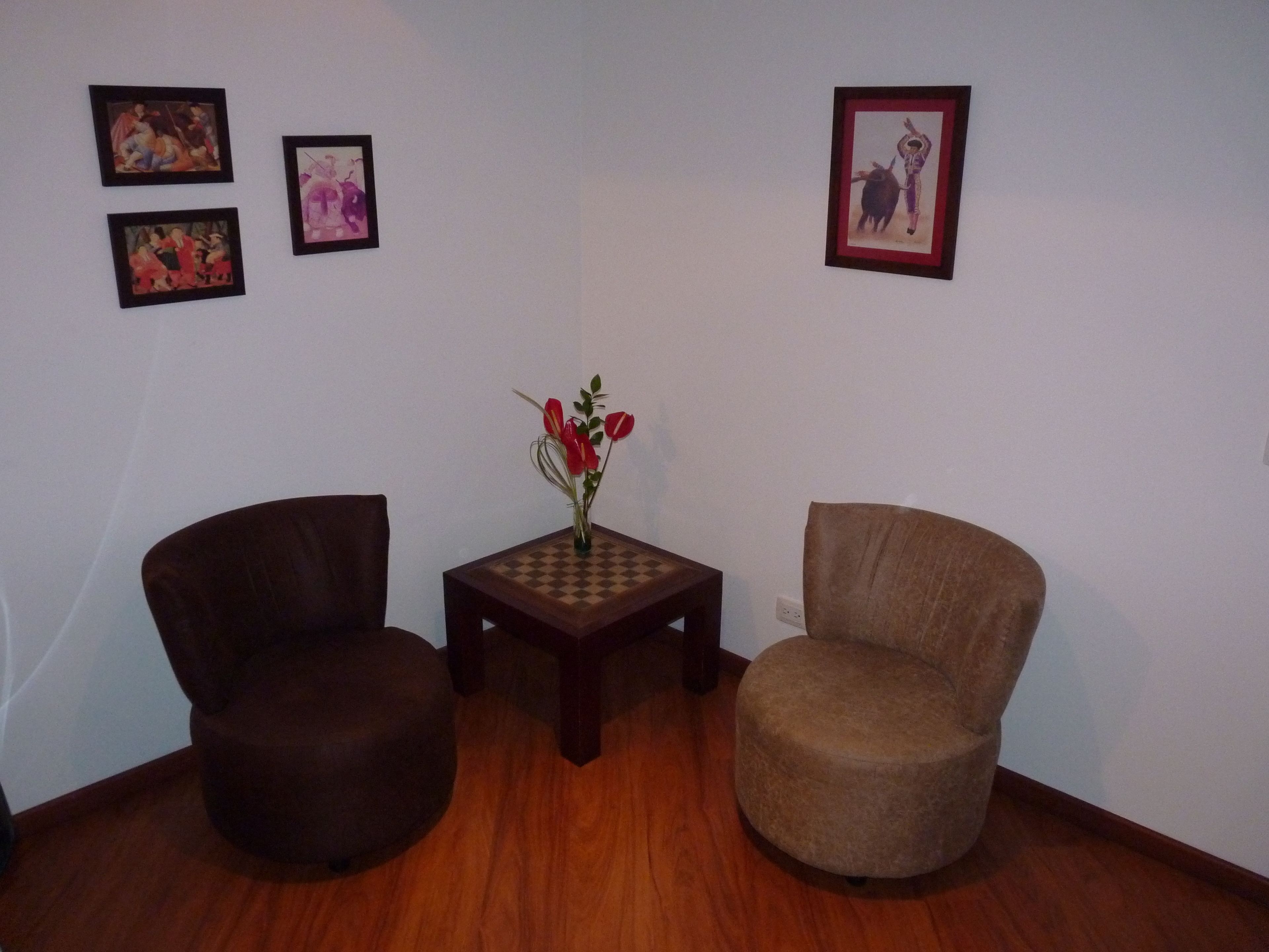 apartment | living room | flat-screen tv