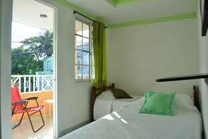 Family Apartment, 2 Bedrooms, Kitchenette (5 pax) - Posada Stingray (San Andrés)
