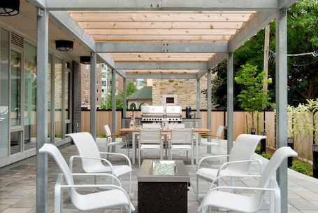 Área de parrillas y picnic