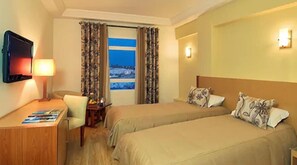 Luxury Double or Twin Room | Premium bedding, minibar, desk, blackout drapes - Across Hôtels & Spa Fès (Fes)