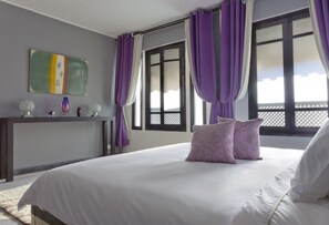 Premium bedding, in-room safe, individually decorated - Palais Bahia Fes (Fes)