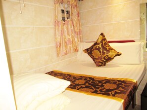 Economy-herbergi - 1 einbreitt rúm | Skrifborð, hljóðeinangrun, ókeypis þráðlaus nettenging