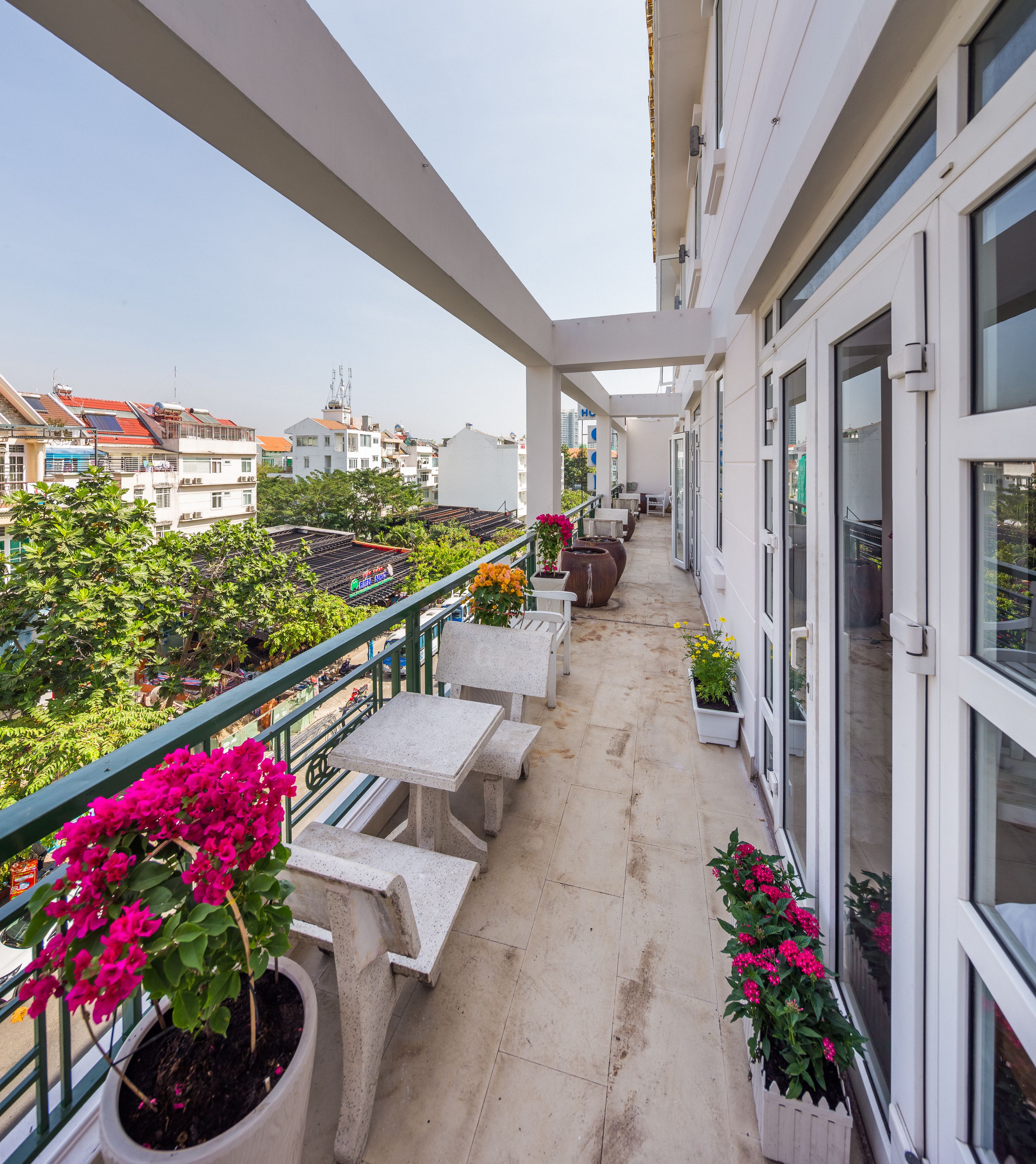 Deluxe Suite, Balcony, City View | Balcony