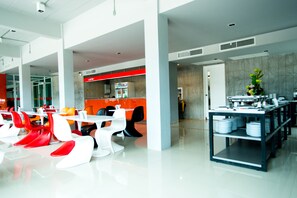 Frühstück, Mittagessen, Abendessen, thailändische Küche