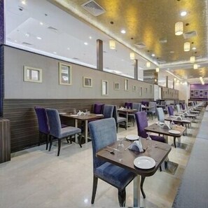 Dining - Orchid Vue Hotel (Dubai)