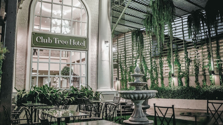 Club Tree Hotel