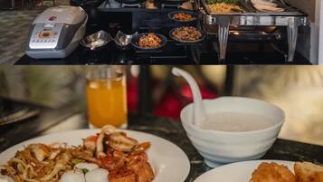 Daily buffet breakfast (THB 150 per person)