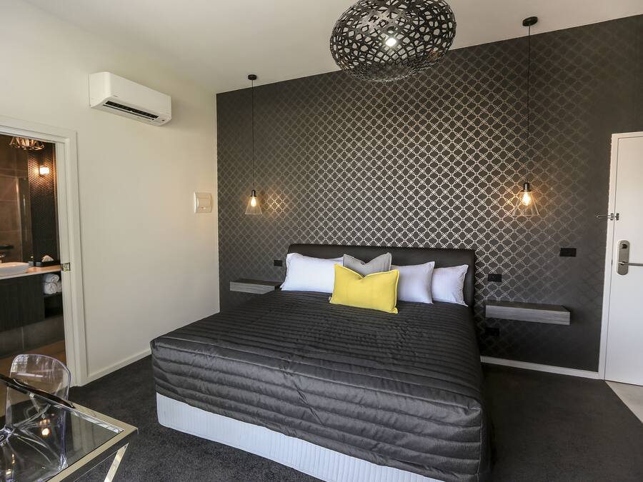 Estudi en suite, balcó | Roba de llit d'alta qualitat, minibar i caixa forta a l'habitació