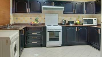 Fridge, microwave, stovetop, electric kettle