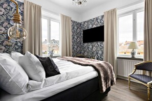 Superior Room, 1 King Bed, Non Smoking