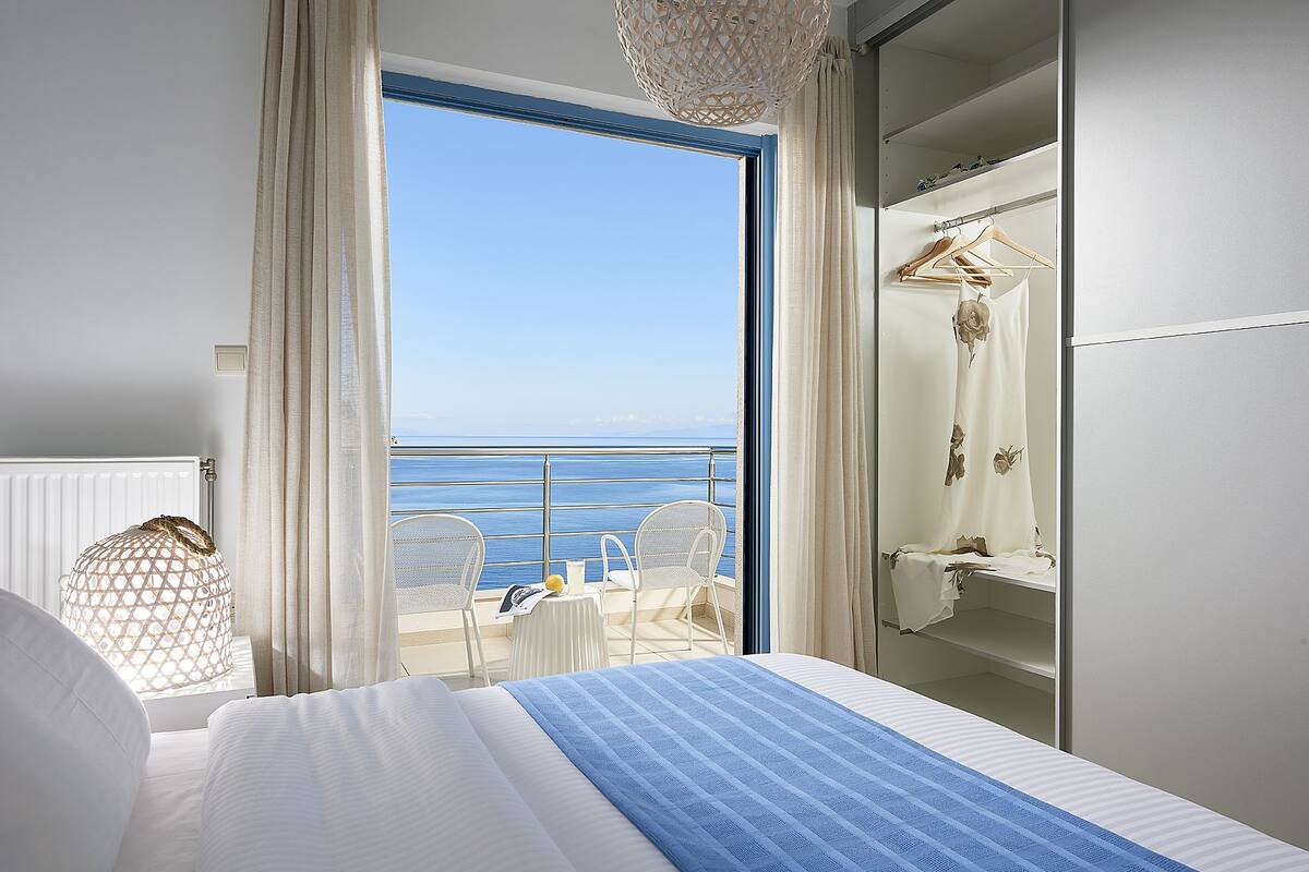 family suite, 2 bedrooms, sea view | 1 bedroom, premium bedding, in-room safe, desk