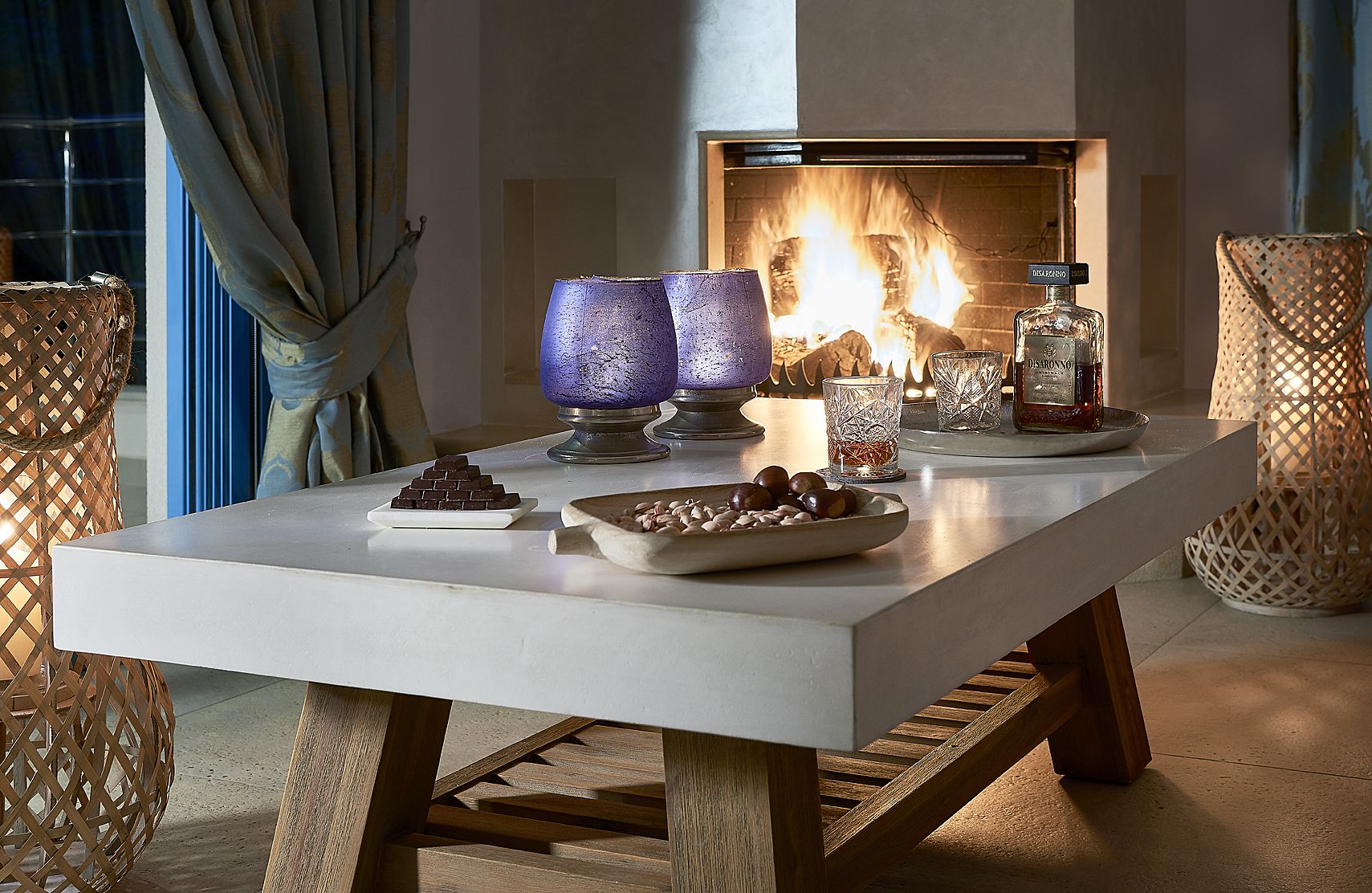 family suite, 2 bedrooms, sea view | living area | flat-screen tv