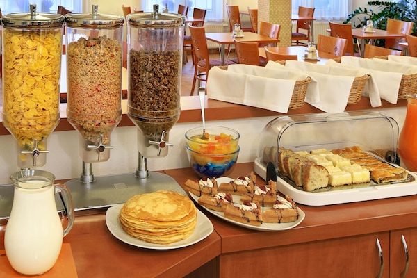 Petit déjeuner buffet compris tous les jours