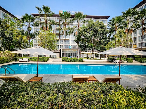 ザ アイドル ホテル アンド レジデンス