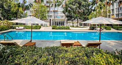 The Idle Hotel and Residence