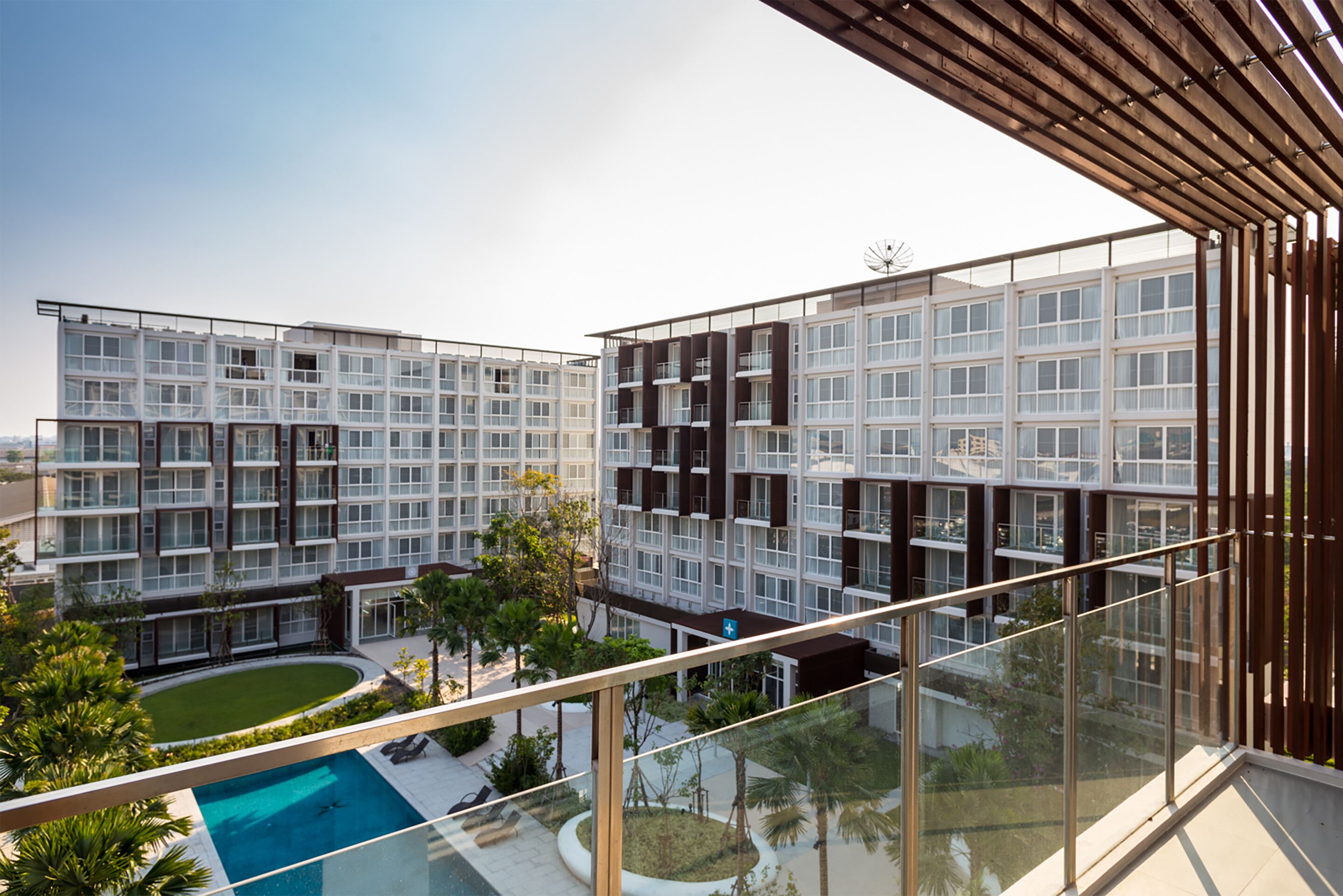 ลานระเบียง/นอกชาน