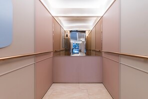 Interior - Hanting Hotel- Guangzhou Yantang Metro Station (Guangzhou)