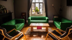 Lobby lounge - Backpackers Citi Hostel (Dublin)