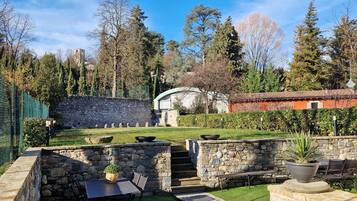 Superior-Vierbettzimmer | Terrasse/Patio