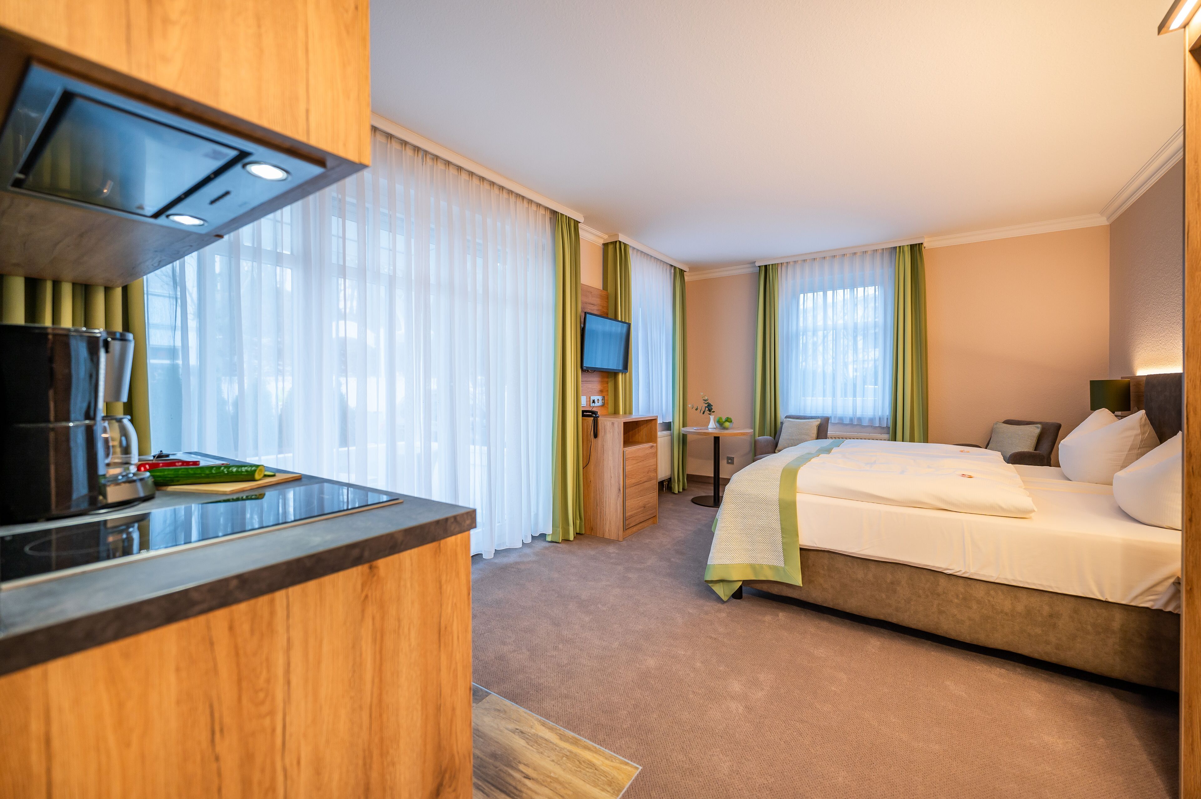 1 room apartment villa mona lisa | living area | 32-inch flat-screen tv with cable channels, tv