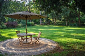 Lunch and dinner served - Heri Heights Hotel Apartments, SureStay Collection by BW (Nairobi)