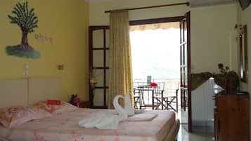 Kedap suara, setrika/meja setrika, dan Wi-Fi gratis