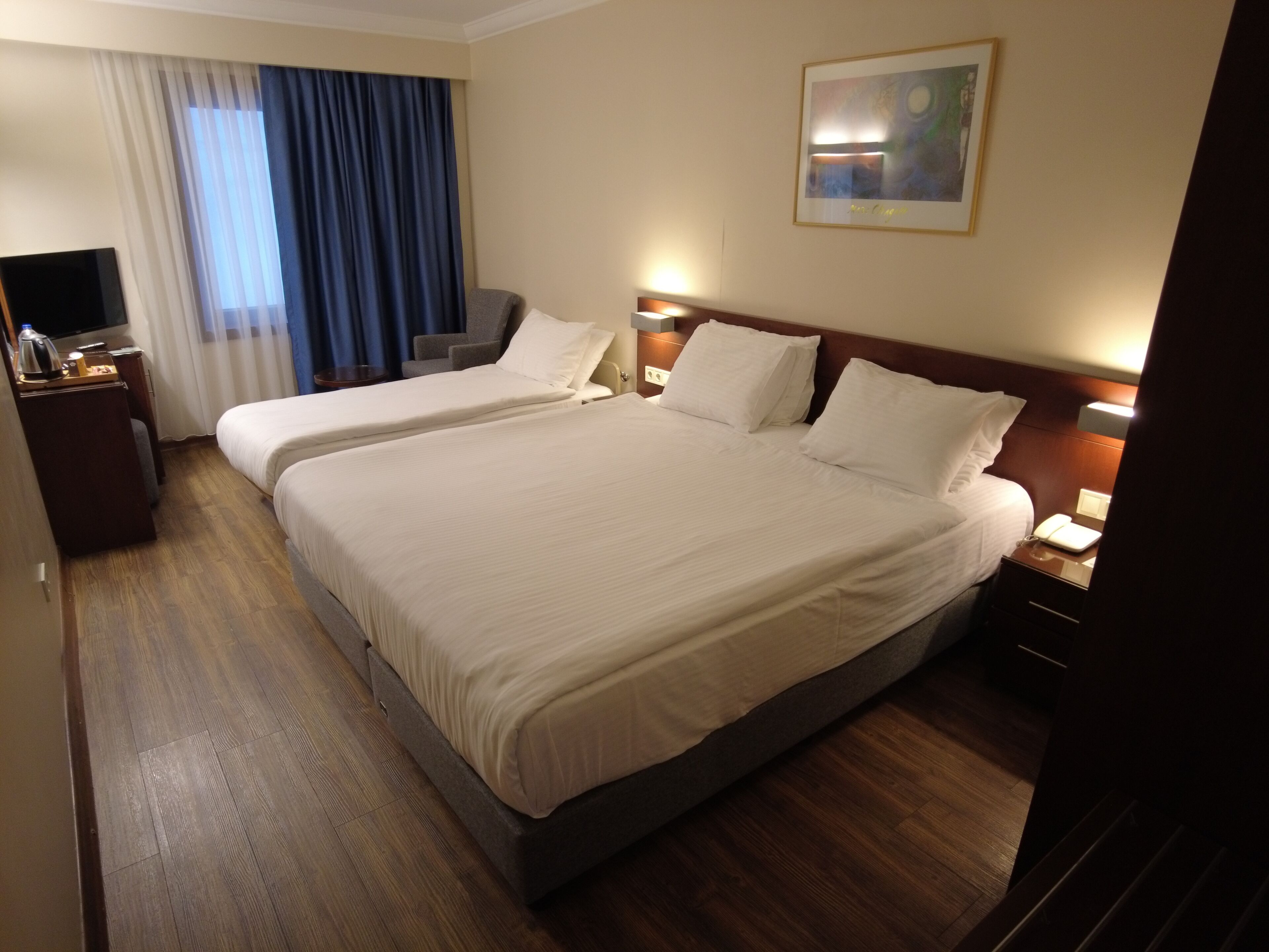 Minibar, in-room safe, soundproofing, wheelchair access