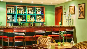 Bar (in der Unterkunft)