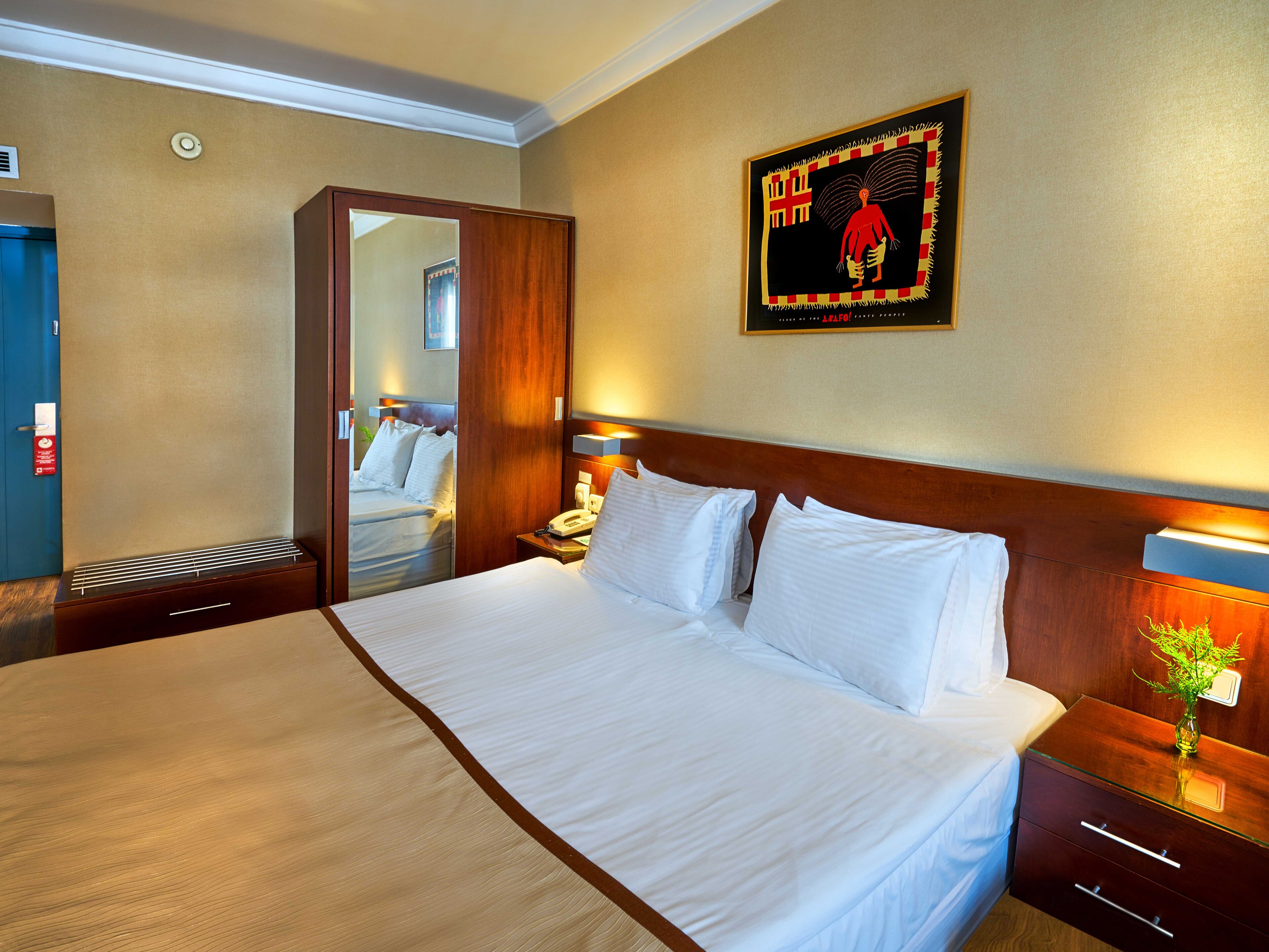 Minibar, in-room safe, soundproofing, wheelchair access