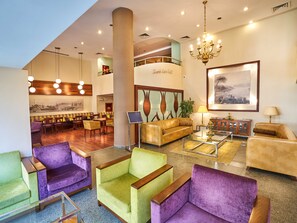 2 Restaurants, Frühstück, Mittagessen, Abendessen, internationale Küche