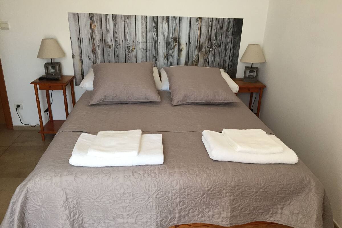 Double Room, Balcony, Partial Sea View | In-room safe, soundproofing, cots/infant beds, rollaway beds