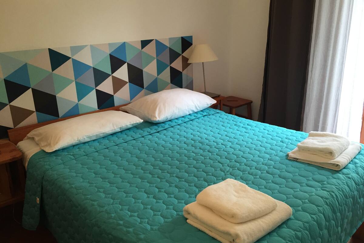 In-room safe, soundproofing, cots/infant beds, rollaway beds