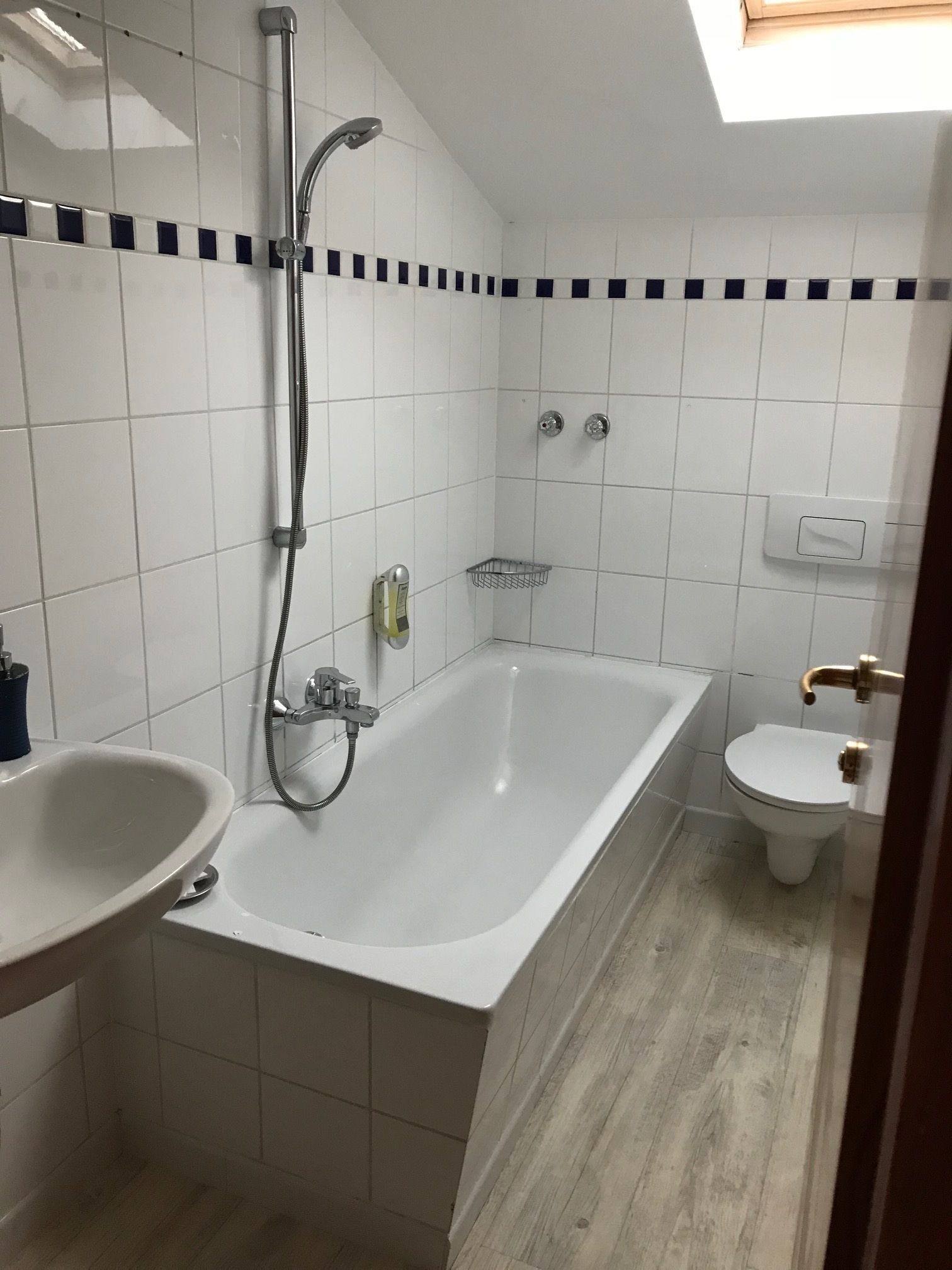 apartment, 1 bedroom | bathroom | shower, hair dryer, towels