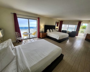 Premium Suite, Balcony, Oceanfront | Premium bedding, pillowtop beds, in-room safe, desk - Chateau Mar Beach Resort (Ormond Beach)