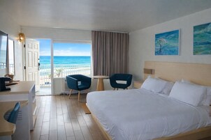 Standard Room, 1 King Bed, Ocean View | Premium bedding, pillowtop beds, in-room safe, desk