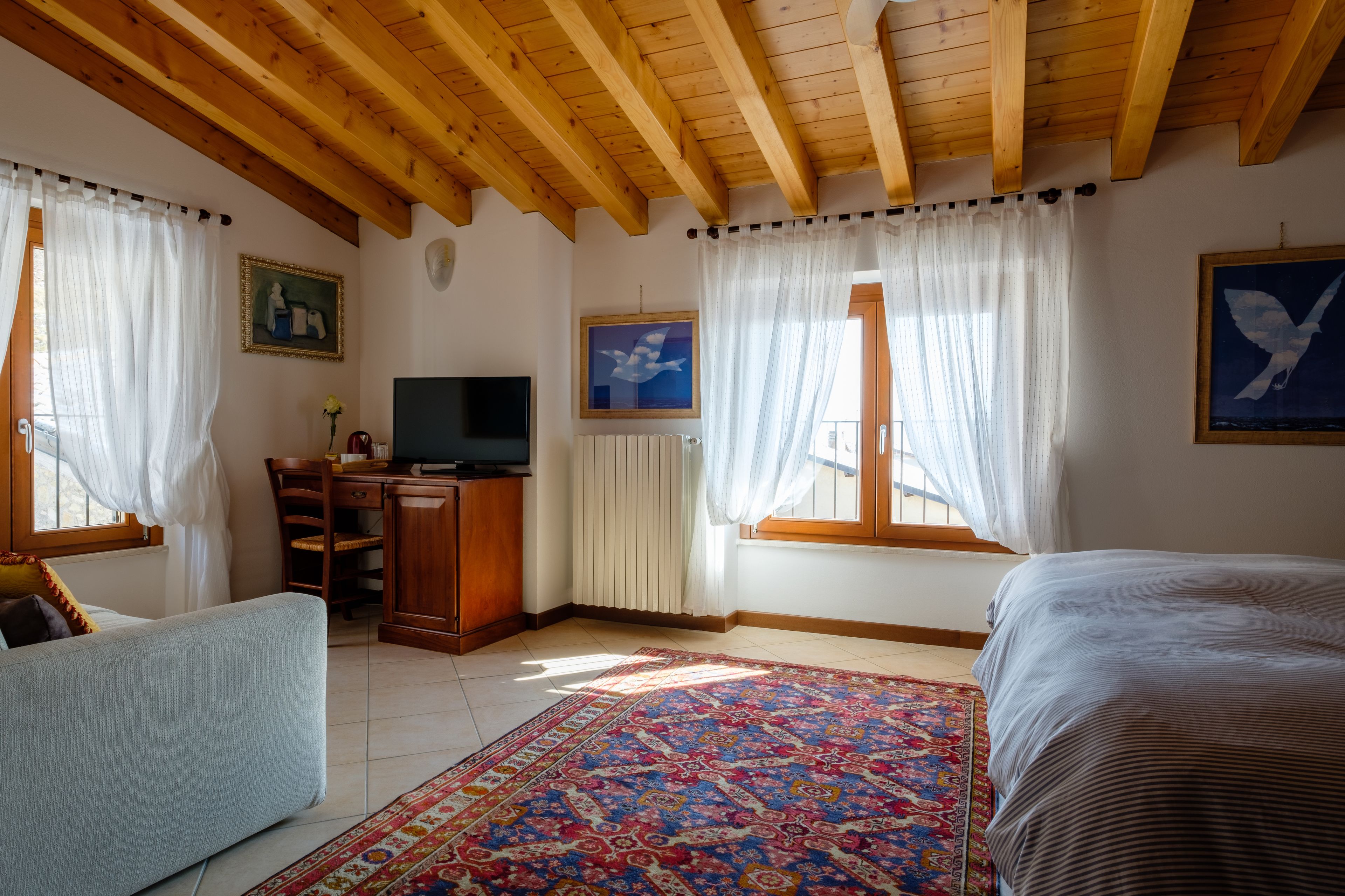 junior suite | premium bedding, down duvets, minibar, in-room safe