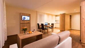 Comfort Studio, 1 Bedroom, Accessible, Mountain View | Living area | 80-cm flat-screen TV with satellite channels, TV - Wohntel - wohnen wie im Hotel (Sevelen)