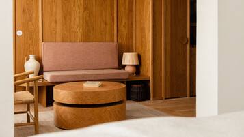 Premium bedding, minibar, in-room safe, blackout curtains