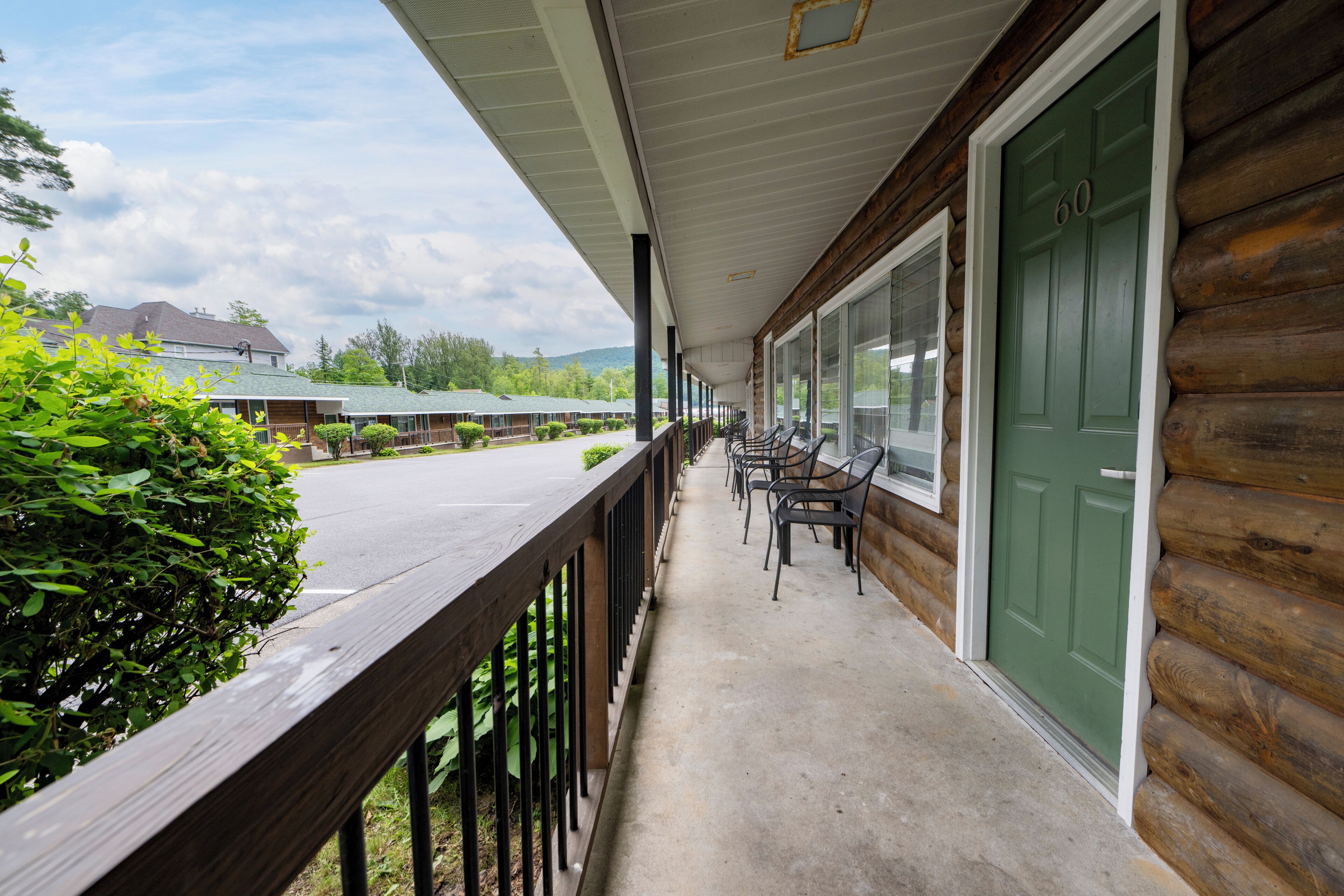 center room 1 queen 1 double back of the builiding | 1 bedroom, iron/ironing board, free wifi, bed sheets