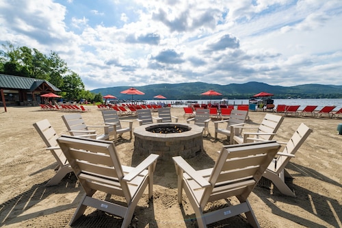 Scotty's Lakeside Resort