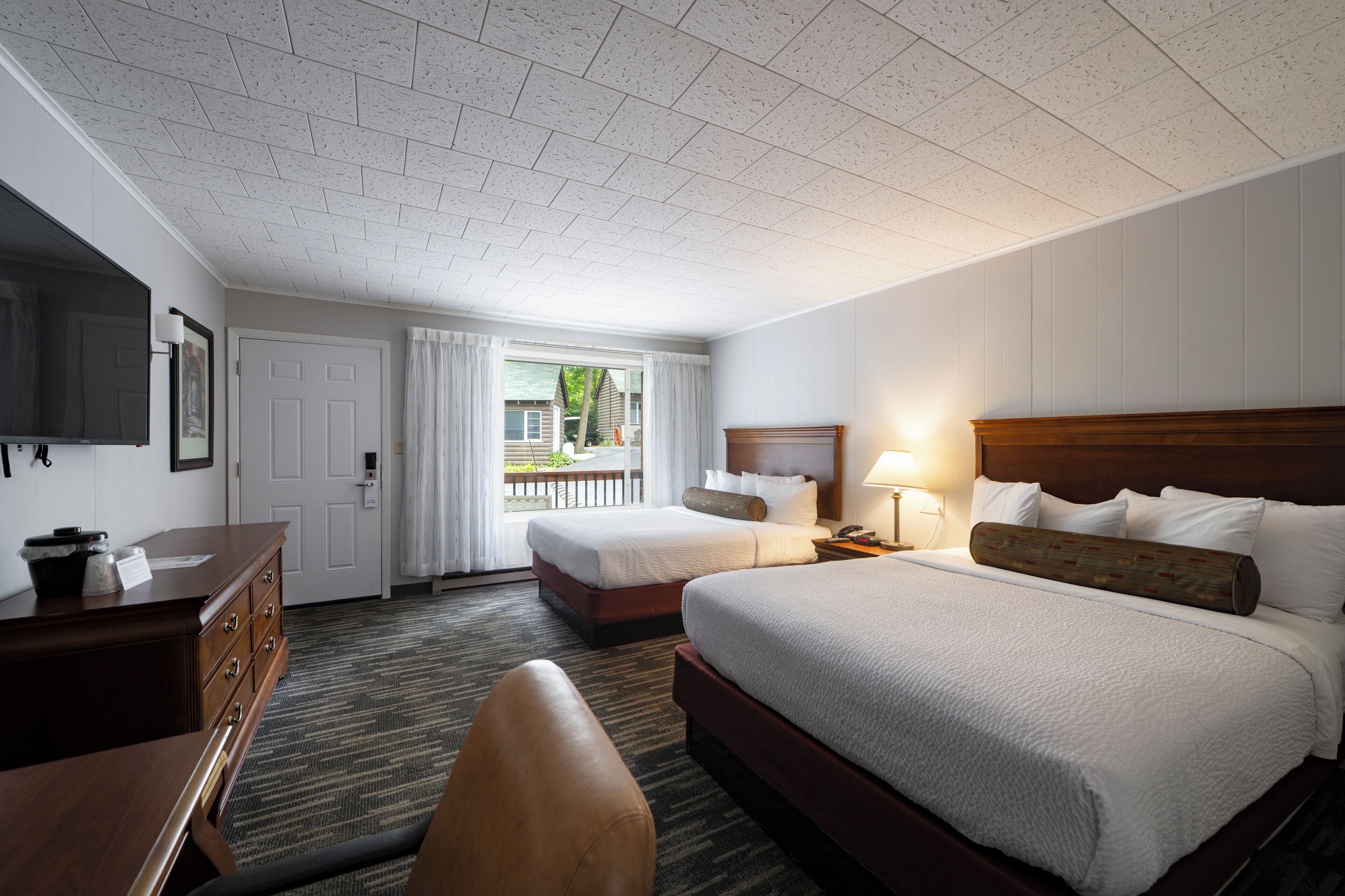 top of hill south, 2 queen beds | 1 bedroom, iron/ironing board, free wifi, bed sheets