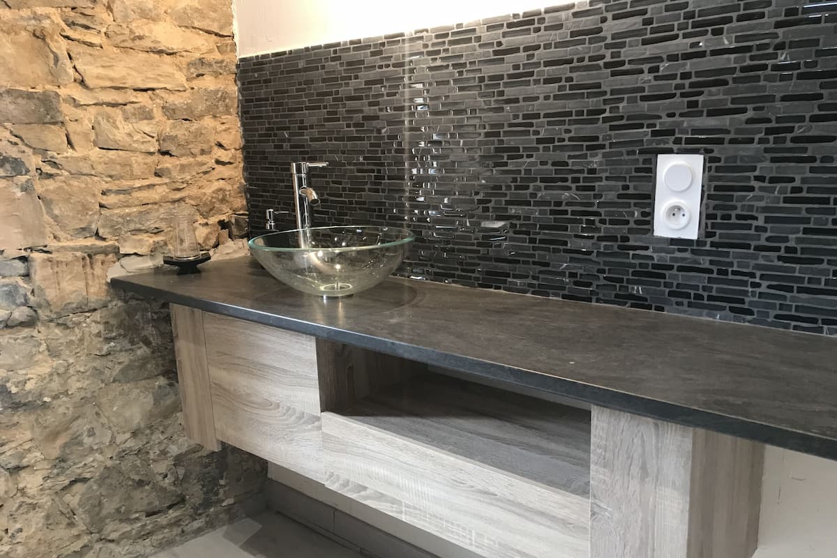 Superior kamer, 1 kingsize bed | Geluiddichte muren, extra bedden, gratis wifi
