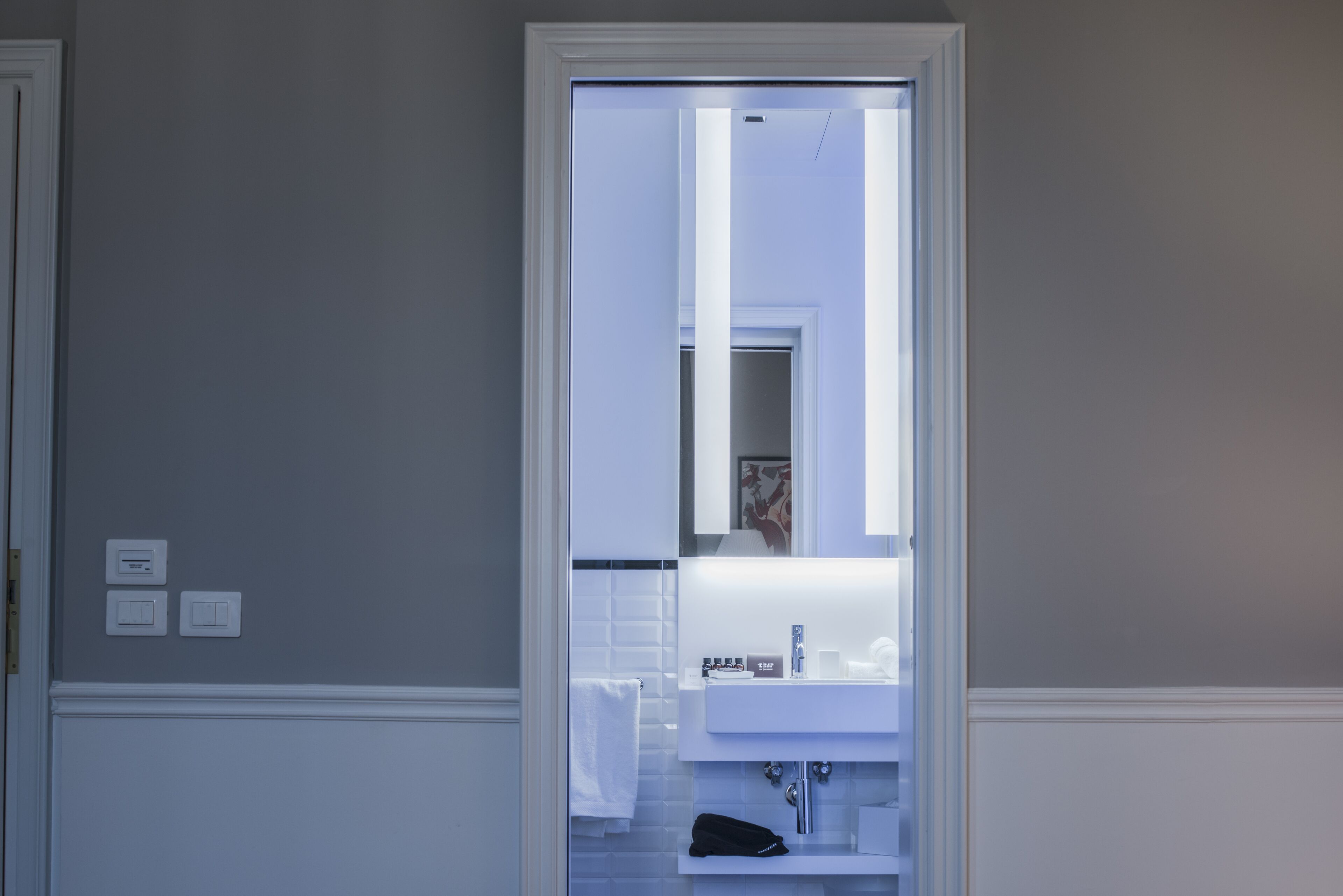 doppia superior con accesso spa | bathroom | shower, rainfall showerhead, designer toiletries, hair dryer